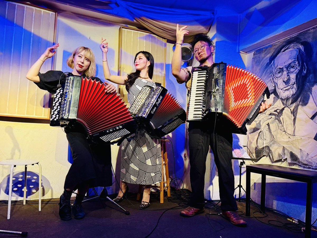 「6/20(土) アコーディオントリオ 【とまるいめめ】ライブ＠茨城・cafe la famille」のアイキャッチ画像